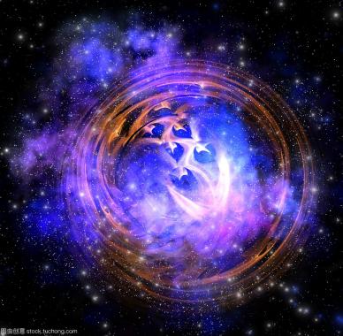 人是如此,人类亦是如此。《三体3》里罗辑一个人守着冥王星的地球文明博物馆,但他却说:“没人来这里参观,这里不是让人参观的。这一切,只是一块墓碑,人类的墓碑。”21世纪的人类开创了许多地外探索的先例,在宇宙留下了所谓的痕迹,在黑暗森林中渴望燃起星星之火,立起人类的黑色石碑。但这一切真的有意义吗?从宇宙宏观的尺度上看,我们都是“三与三十万综合征”的受害者——所谓三与三十万综合征,三即指三维,三十万即指光速。我们的宇宙因为在不断的膨胀,其一端发出的信息和作用力将永远不能传到另一端,这意味着宇宙没有一个神经信号能传遍全身,他就像一个瘫痪的人,失去了对自身的控制——换句话说,宇宙就是一具膨胀的死尸。可怜的宇宙被他的构造死死地限制着,而宇宙的墓碑即是时间与空间,即是光速与维度。他们使宇宙成为了一个慢速的、麻木的思想体,使之无法成为一个自由的大智者,使之在矛盾与对抗间完成了对自我的埋葬。附近的原始配图